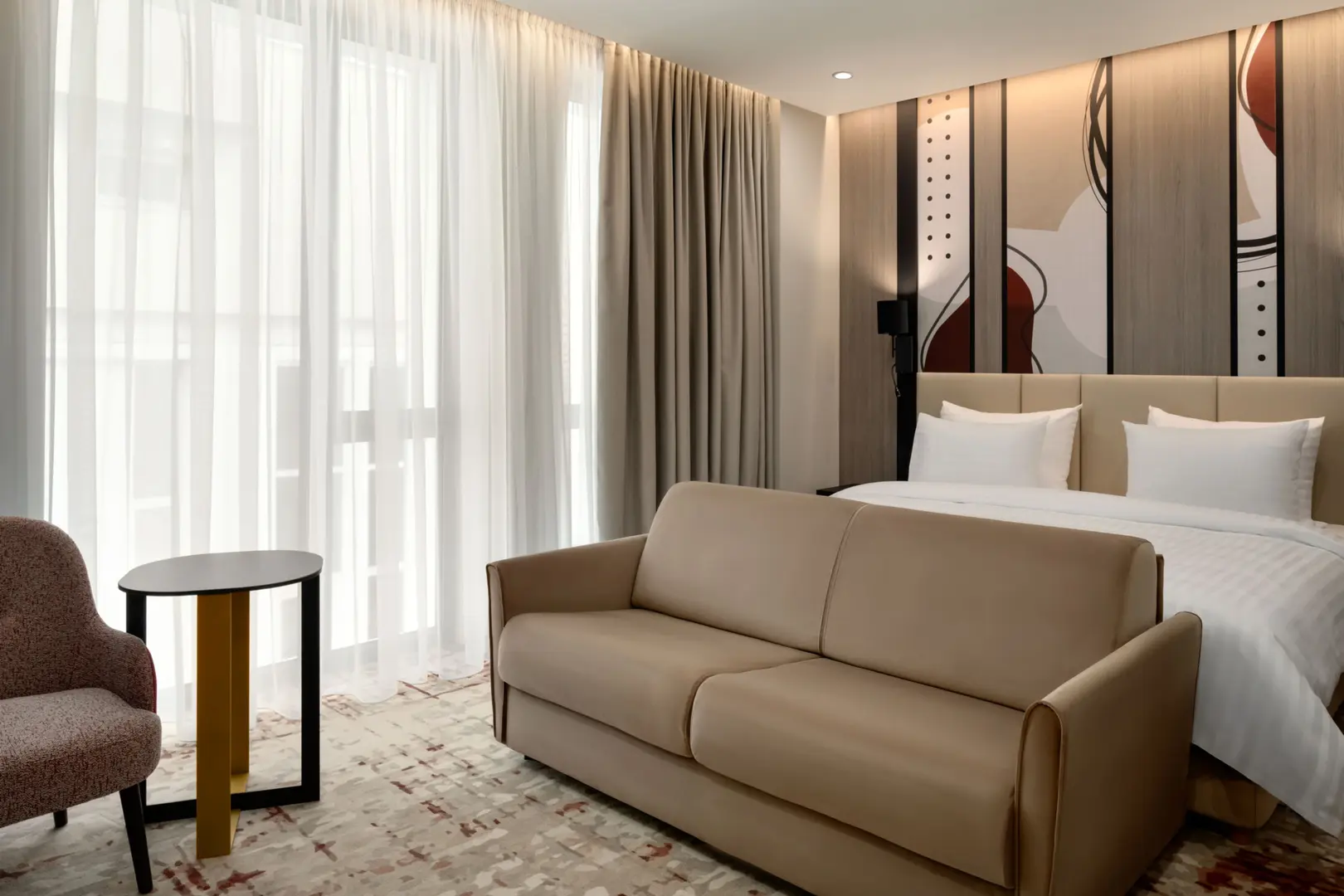 Deluxe KIng Room With Sofa Bed Hotel Ramada Zalău